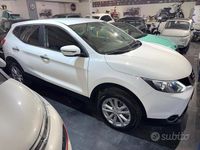 Usata Nissan Qashqai Tekna 110 CV (80 kW) 2016 Bianco SUV