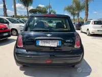 Usata Mini One D 88 CV (64 kW) 2006 Blu Utilitaria