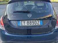 Usata Lancia Ypsilon Platinum 69 CV (50 kW) 2015 Blu Utilitaria