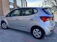 Usata Hyundai ix20 90 CV (66 kW) 2015 Grigio Utilitaria