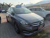 Usata Mercedes B180 Business 109 CV (80 kW) 2015 Monovolume