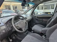 Usata Opel Meriva 101 CV (74 kW) 2004 Grigio Monovolume