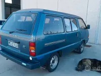 Usata Toyota HiAce 1986 Blu Monovolume