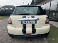 Usata Mini Cooper 2011 Bianco Utilitaria