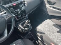 Usata Lancia Ypsilon 69 CV (50 kW) 2018 Bianco Utilitaria