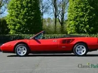 Usata Ferrari Mondial 271 CV (199 kW) 1987 Rosso Cabrio