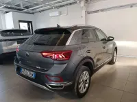 Usata VW T-Roc Style 110 CV (80 kW) 2023 Grigio SUV