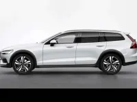 Usata Volvo V60 CC Pro 200 CV (147 kW) 2020 Bianco Station wagon