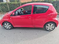 Usata Toyota Aygo 2006 Rosso Utilitaria
