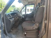 Usata Iveco Daily 106 CV (77 kW) 2015 Marrone Furgone