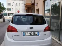 Usata Kia Venga 115 CV (84 kW) 2010 Bianco Utilitaria