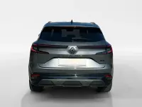 Usata Renault Austral Techno 200 CV (147 kW) 2023 Grigio SUV