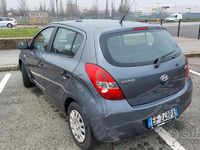 Usata Hyundai i20 Classic 78 CV (57 kW) 2010 Grigio Utilitaria
