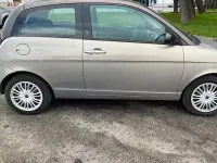 Begagnad Lancia Ypsilon 75 HK (55 kW) 2010 Brun Halvkombi