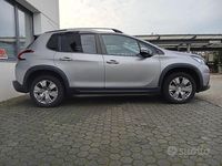 Usata Peugeot 2008 83 CV (61 kW) 2019 Grigio SUV