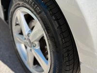 Usata Volvo V40 150 CV (110 kW) 2015 Grigio Berlina