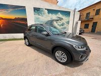 Usata VW T-Roc Life 110 CV (80 kW) 2023 Grigio(met.) SUV