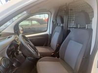 Usata Peugeot Bipper 75 CV (55 kW) 2013 Bianco Monovolume