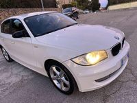 Usata BMW 118 143 CV (105 kW) 2008 Utilitaria