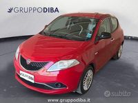 Usata Lancia Ypsilon Silver 69 CV (50 kW) 2017 Rosso Utilitaria