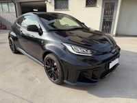 Nuova Toyota Yaris 280 CV (205 kW) 2025 Grigio Berlina