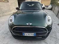 Usata Mini Cooper D Business 116 CV (85 kW) 2017 Nero Utilitaria