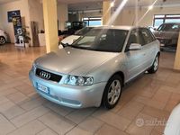 Usata Audi A3 Ambiente 125 CV (91 kW) 2001 Grigio Berlina