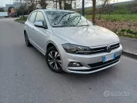 Usata VW Polo Style 90 CV (66 kW) 2021 Grigio Utilitaria