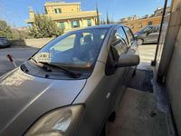 Usata Toyota Yaris Sol 69 CV (50 kW) 2006 Argento Berlina