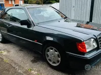 Usata Mercedes E300 220 CV (161 kW) 1991 Nero Coupé