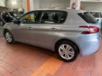Usata Peugeot 308 Business-Line 120 CV (88 kW) 2016 Grigio Berlina