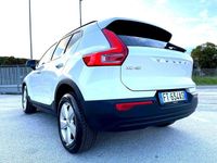 Usata Volvo XC40 Business Edition 150 CV (110 kW) 2018 Bianco SUV