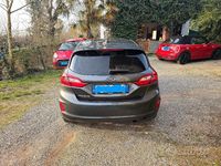 Usata Ford Fiesta Titanium 86 CV (63 kW) 2018 Grigio Utilitaria