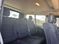 Usata Opel Vivaro 140 CV (102 kW) 2018 Nero Monovolume