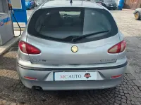 Usata Alfa Romeo 147 120 CV (88 kW) 2001 Argento Utilitaria