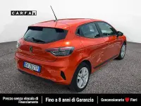Usata Renault Clio V Evolution 91 CV (66 kW) 2024 Arancione Utilitaria