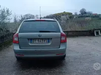 Usata Skoda Octavia 102 CV (75 kW) 2010 Grigio Station wagon