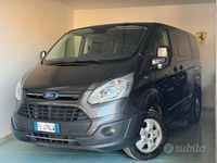 Usata Ford Tourneo Titanium 169 CV (124 kW) 2017 Grigio Monovolume
