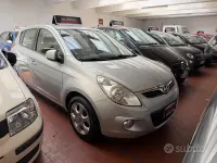Usata Hyundai i20 78 CV (57 kW) 2011 Grigio Utilitaria