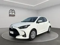 Usata Toyota Yaris Hybrid Business Edition 116 CV (85 kW) 2022 Bianco Berlina