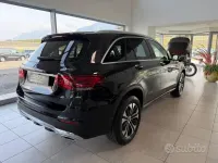 Usata Mercedes GLC300e Business 194 CV (142 kW) 2021 Nero SUV