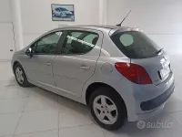 Usata Peugeot 207 88 CV (64 kW) 2009 Berlina