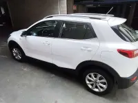 Usata Kia Stonic Style 101 CV (74 kW) 2017 Bianco SUV