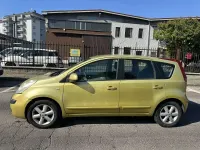 Usata Nissan Note Acenta 88 CV (64 kW) 2006 Oro Utilitaria