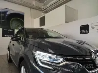 Usata Renault Captur Intens 92 CV (67 kW) 2022 Bluazzurro SUV