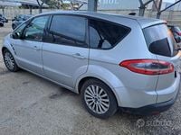Usata Ford S-MAX S 140 CV (102 kW) 2015 Grigio Monovolume