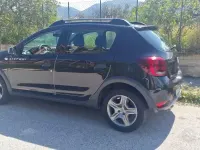 Begagnad Dacia Sandero Stepway 90 HK (66 kW) 2019 Sedan