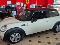 Usata Mini Cooper D Chili 109 CV (80 kW) 2009 Bianco Utilitaria