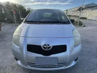 Usata Toyota Yaris Sol 69 CV (50 kW) 2008 Grigio Utilitaria