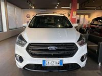 Usata Ford Kuga ST-Line 150 CV (110 kW) 2020 Bianco SUV